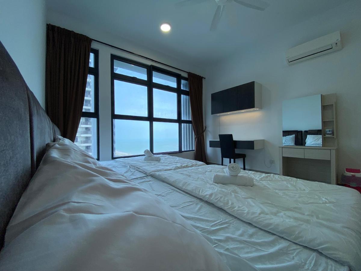 Pangsapuri Atlantis Residences Seaview I Poolview Free Wi-fi Parking Malacca