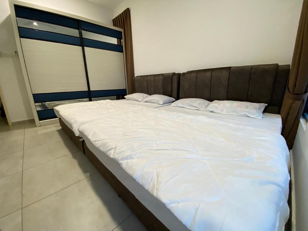 Atlantis Residences Seaview I Poolview Free Wi-fi Parking Pangsapuri Malacca