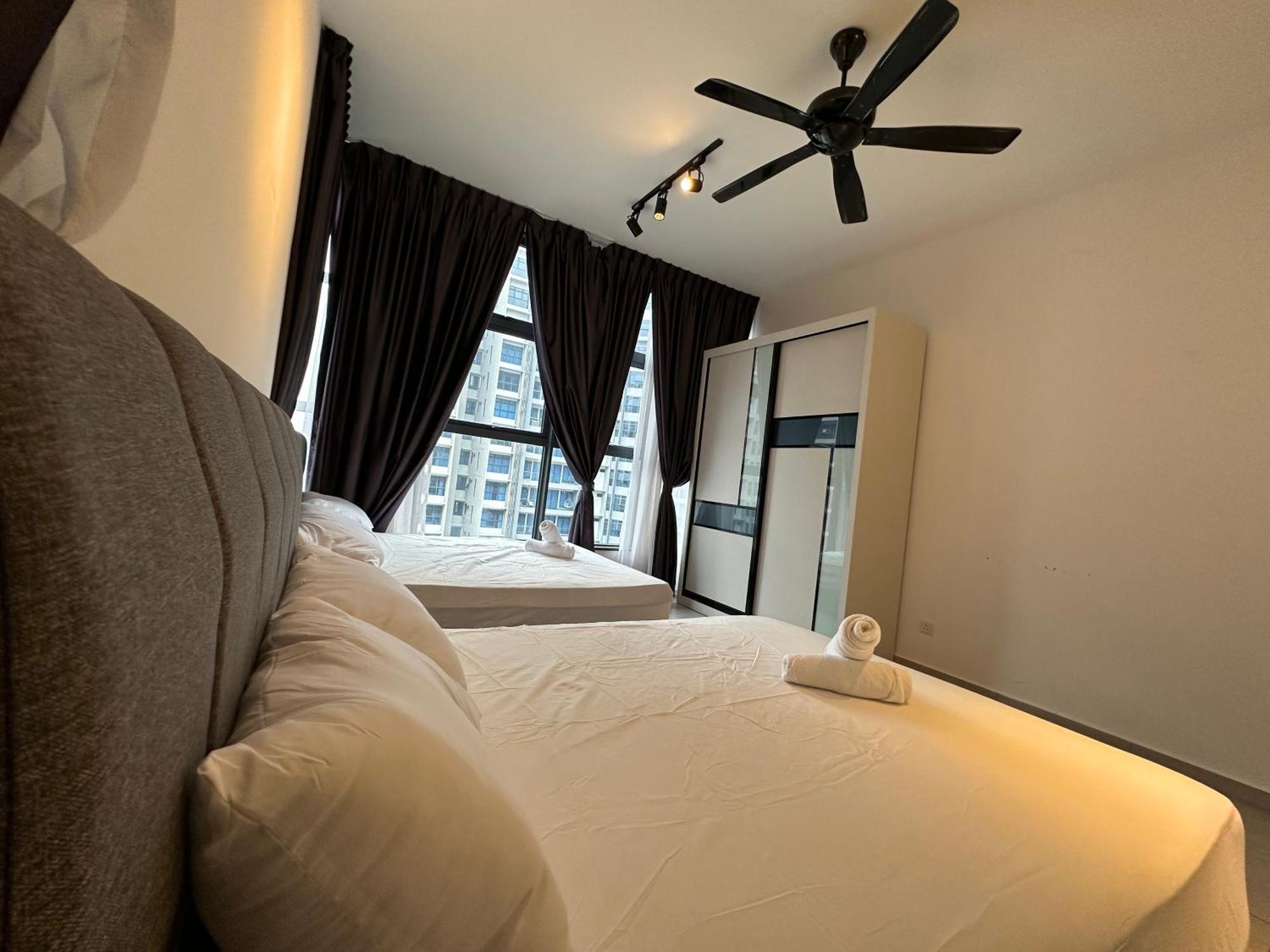 Pangsapuri Atlantis Residences Seaview I Poolview Free Wi-fi Parking *